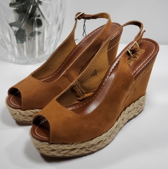 Women Open-Toe Cognac Slingback Wedges Size 9 - Picture 5 of 6